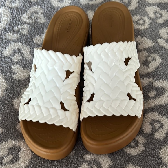 CROCS Brooklyn Woven Heel - Picture 2 of 4